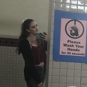 Meet your Posher, Brenna